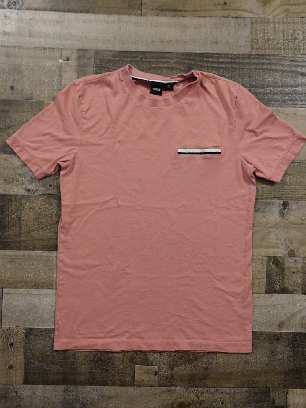 BOSS Hugo Boss T-Shirt Men’s Large Salmon‎ Pink Pocket Accent Premium Casual